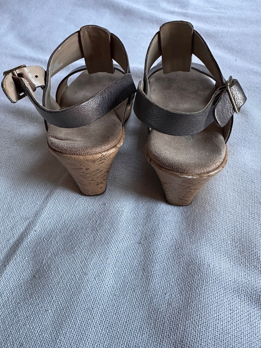 Clarks Bronze Metallic T-Strap Leather Wedge Sandals | 6 - Picture 5 of 6